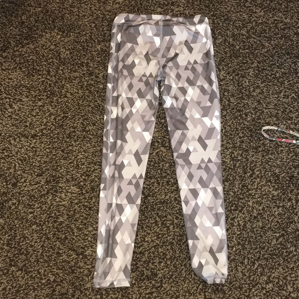 Girls under armour leggings